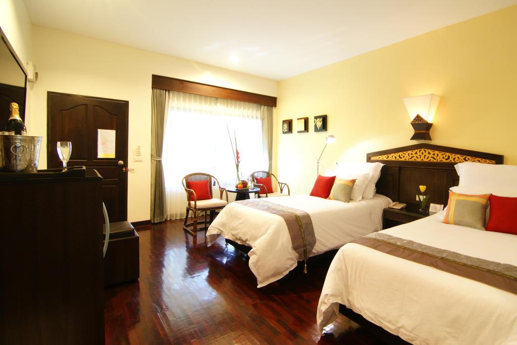 Laluna And Resort, Resor